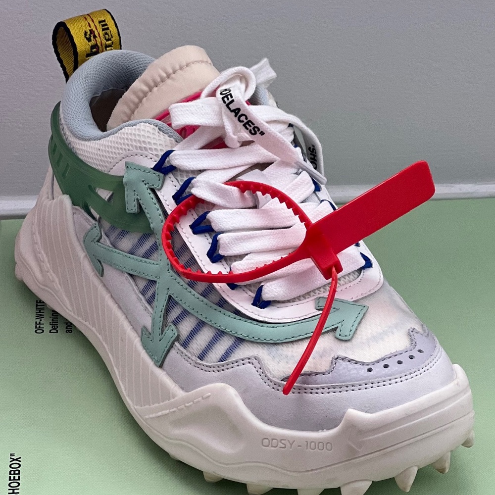 Off-White Odsy Sneakers